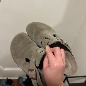 Birkenstocks women’s size 37